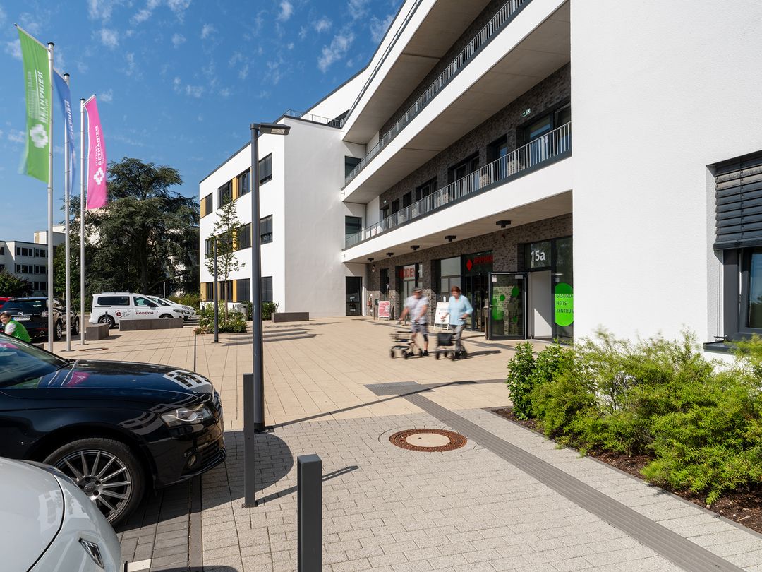 Zukunftsfähiger Krankenhausbau mit Pflegefachschule der Stiftung Bethanien Moers zentral auf dem Gesundheitscampus.