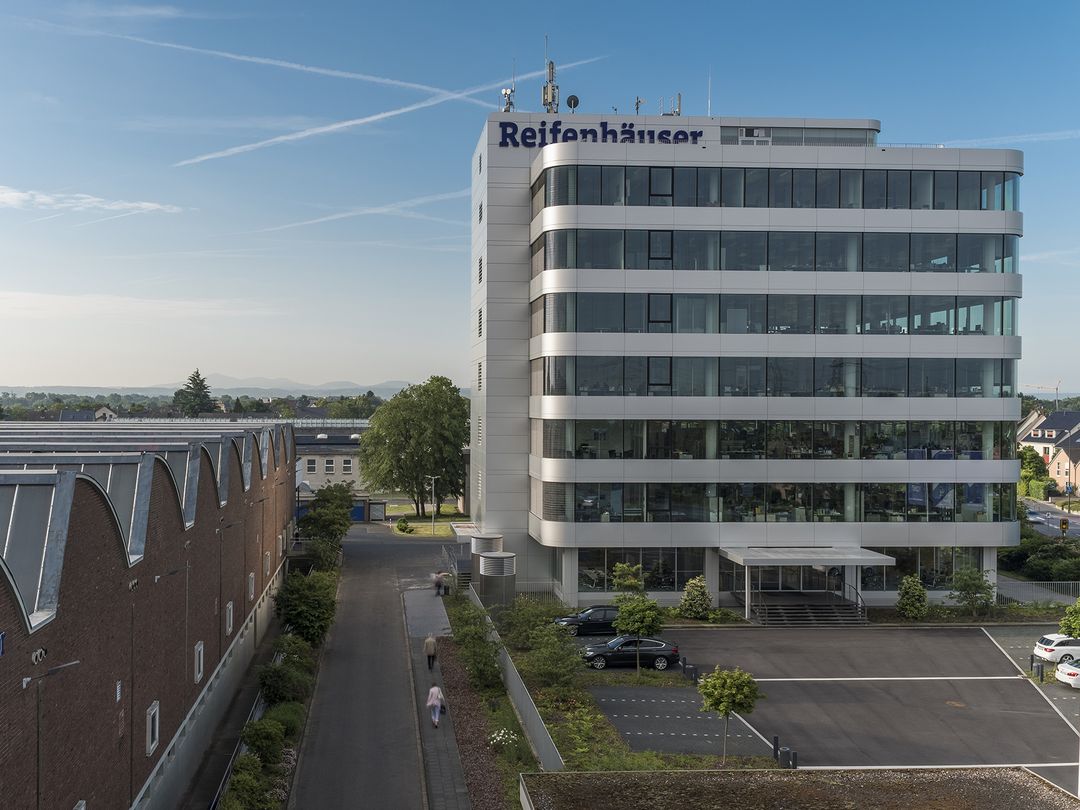 Die Verwaltung wurde im Rahmen der Gebäudesanierung mit zukunftsweisender Technik ausgestattet.