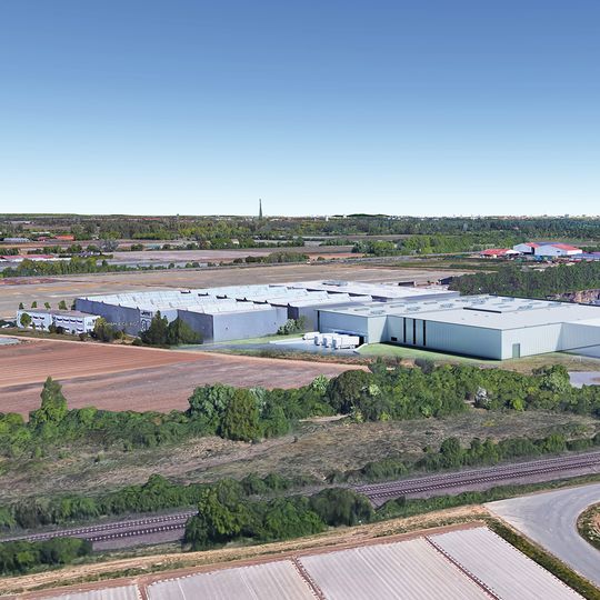 Digitales Planen und Bauen: So wird die neue Halle in das Gelände von Autec integriert. 