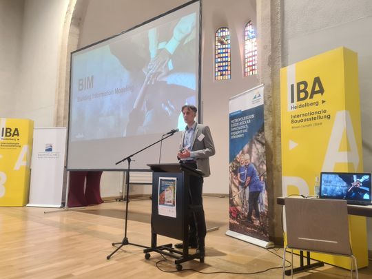 Carsten Kipper, Partner Vollack Süd, mit seinem Impuls während des IBA-Symposiums 2022.